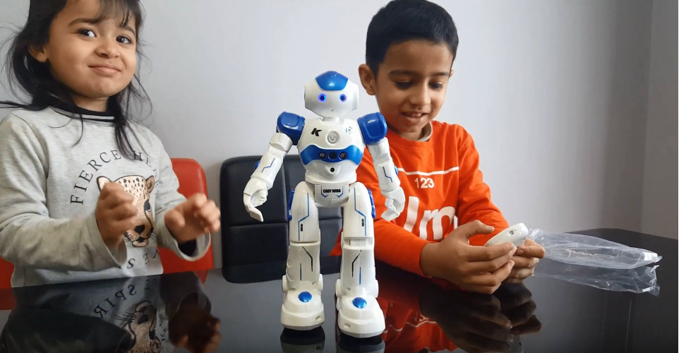 Endless Fun!SGILE RC Robot Gesture Sensing, Singing, Dancing Robot Toy For Kids